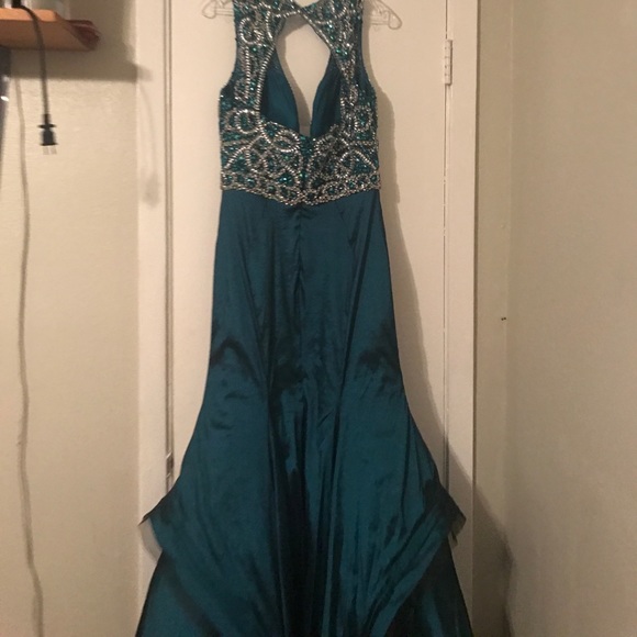 48409M Macduggal Prom dress - Picture 3 of 4